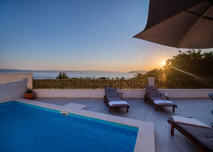 Villa Gabriel With Pool, Sauna, Jacuzzi *