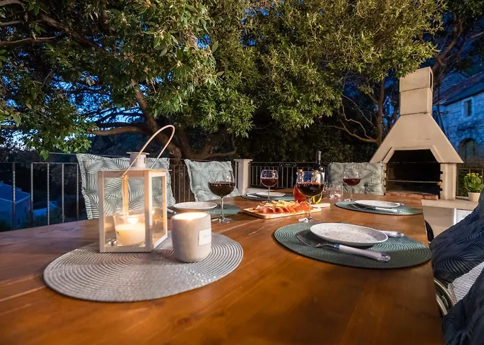 Gabriel With Pool, Sauna, Jacuzzi